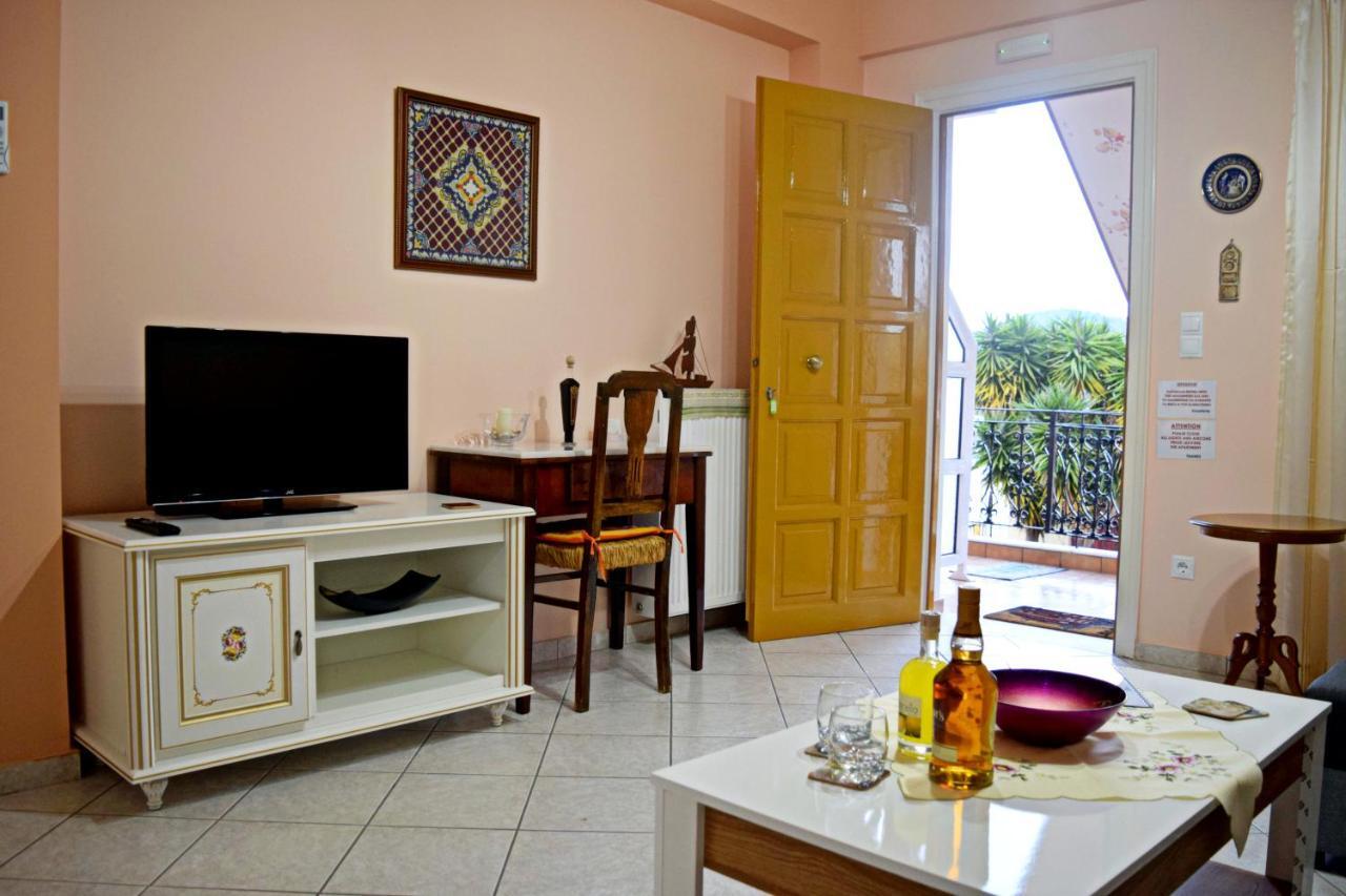 Korona Apartments Vathy  Exterior photo